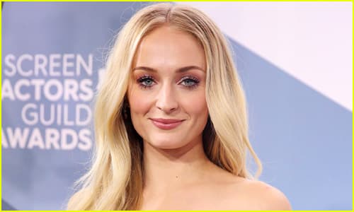 “E neveritshme”, Sophie Turner përshkruan puthjen me aktorin e njohur