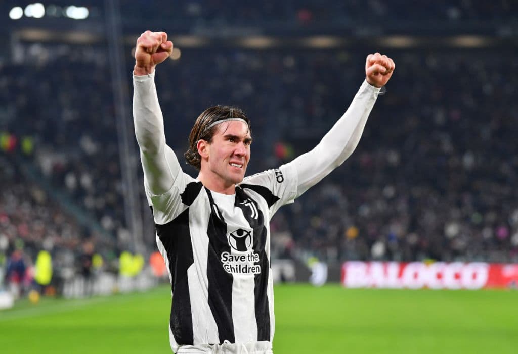 Juventusi ka ‘problem të madh’ me Vlahovicin dhe shitja e Douglas Luiz është ‘gabim’