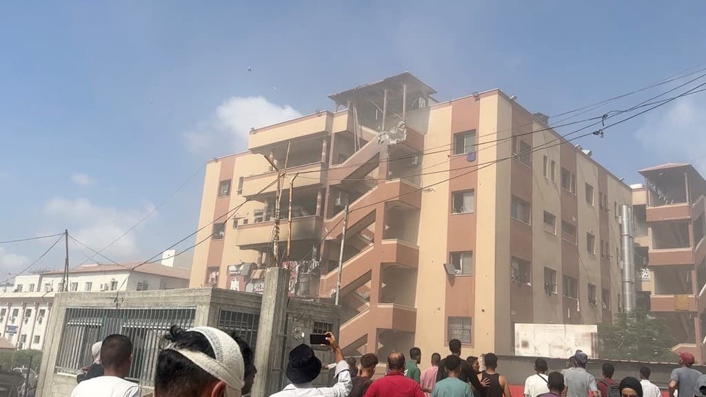 Shkon në 20 numri i të vdekurve nga sulmi izraelit ndaj spitalit në Gaza