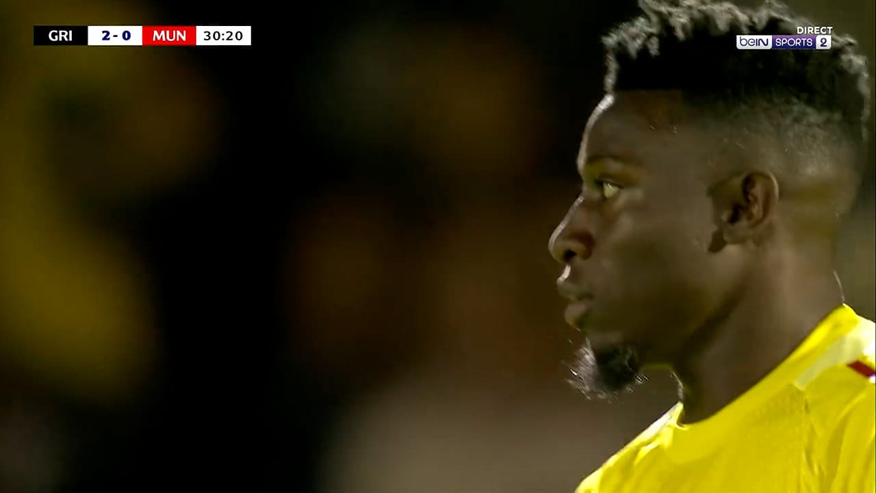 Me këtë gabim amatoresk, Onana e vulos largimin nga Manchesteri, Grimsby dyfishon rezultatin (VIDEO)