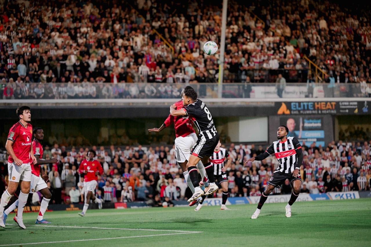 Edhe i keq e pa nafak, Manchester United eliminohet nga EFL Cup nga skuadra e ligës së katërt