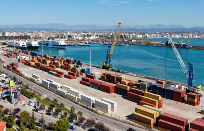 Porti i Durrësit, rriten me 6 % volumet e mallrave të përpunuara nga janari në korrik