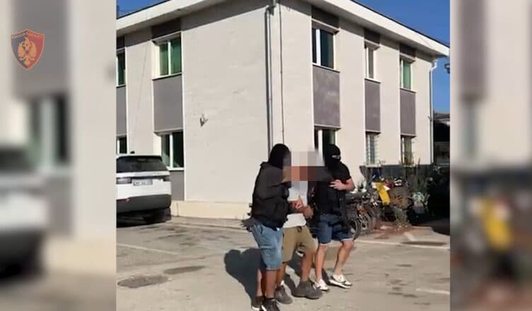 Pjesë e një organizate kriminale, arrestohen dy vëllezër në Divjakë, të dënuar me burg në Itali