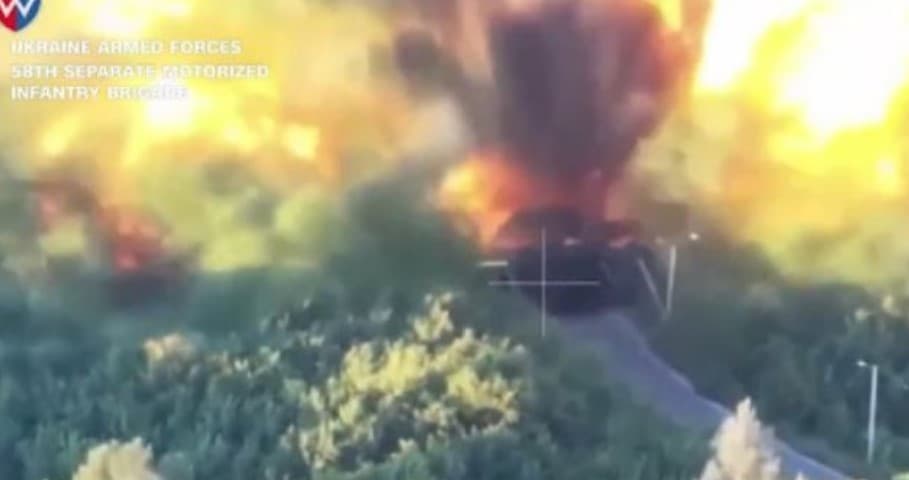 Ukraina bombardon dy ura në Rusi