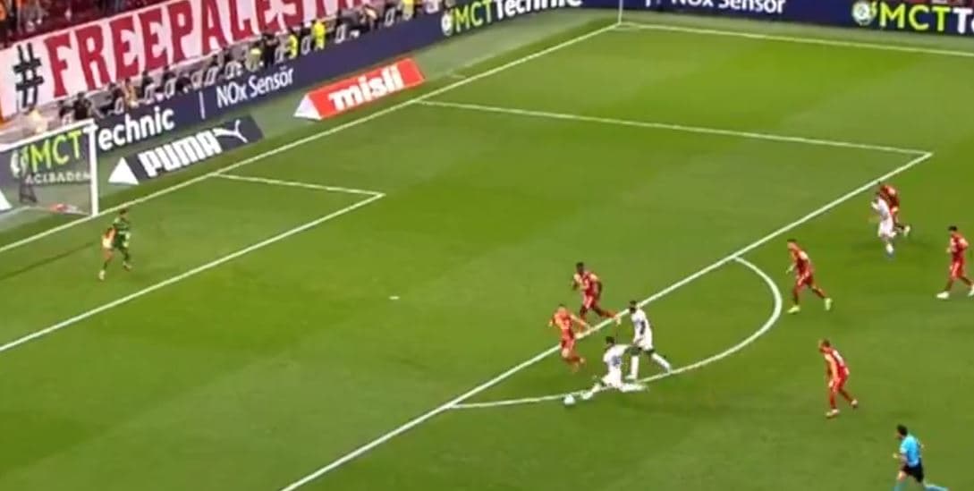 Ky ishte supergoli që iu anulua Qazim Laçit ndaj Galatasarayt