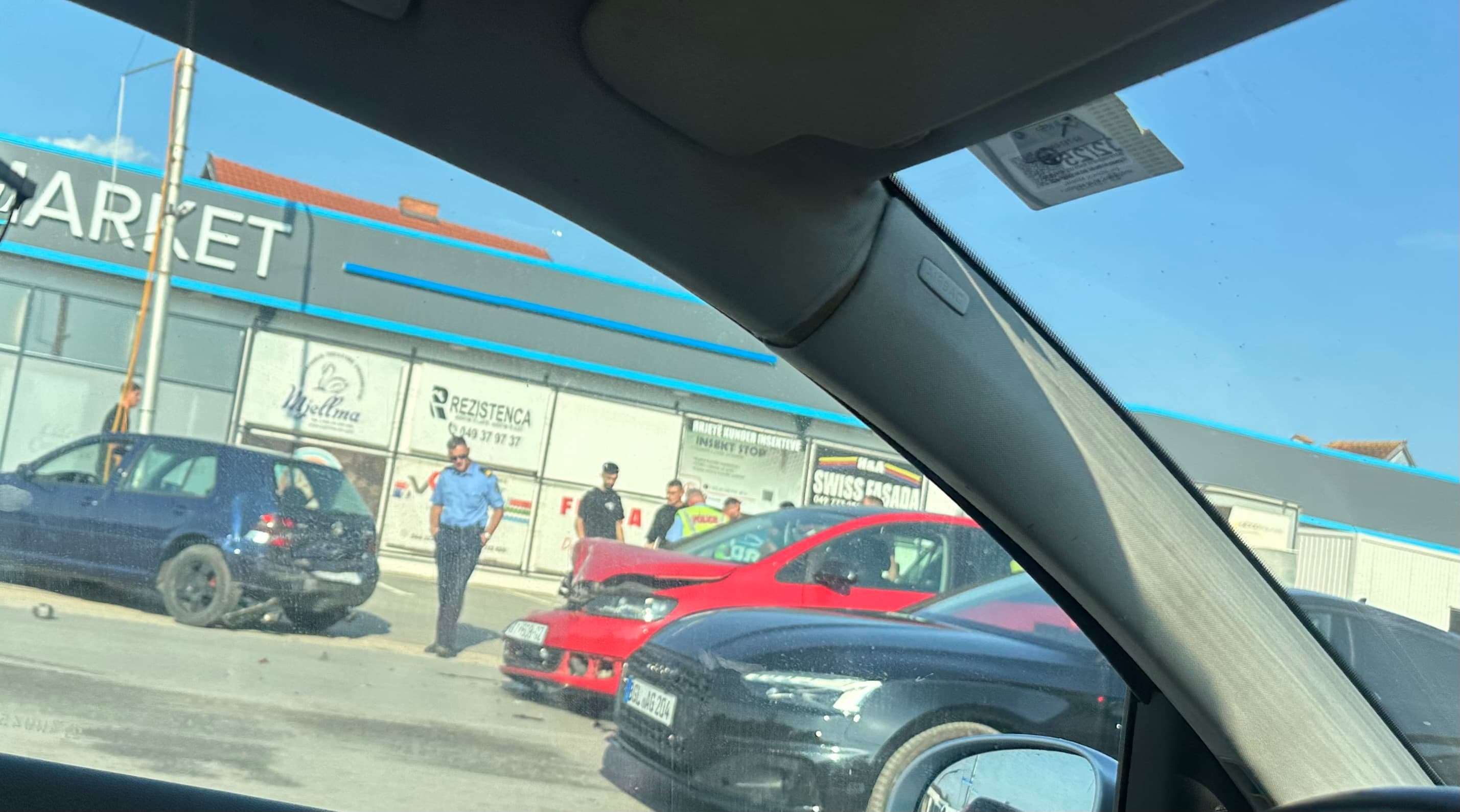 Aksident trafiku në Drenas, policia në vendngjarje