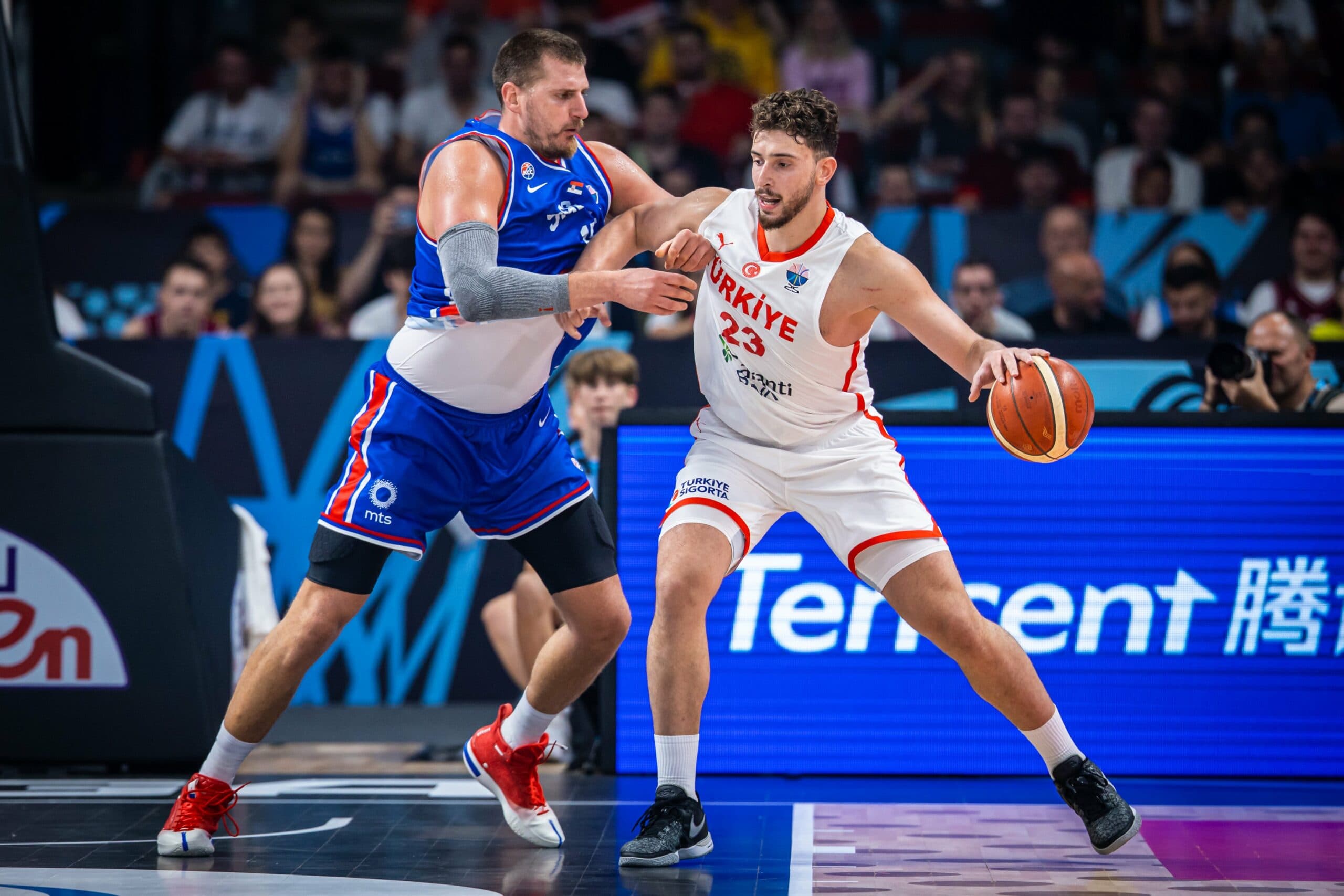 Turqia ia tregon vendin Serbisë, përfundon si lidere e grupit në Eurobasket