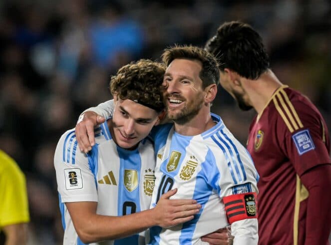 Messi shkëlqen me dy gola, Argjentina fiton ndaj Venezuelës