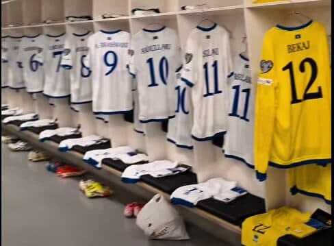 Kosova luan me fanellat e bardha kundër Zvicrës