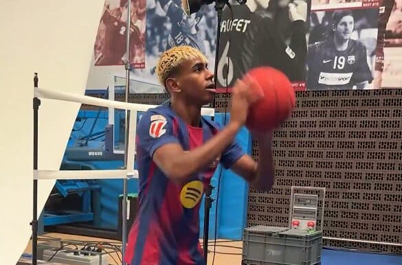 Yamal tregon aftësitë edhe në basketboll, është i mirë ashtu si në futboll