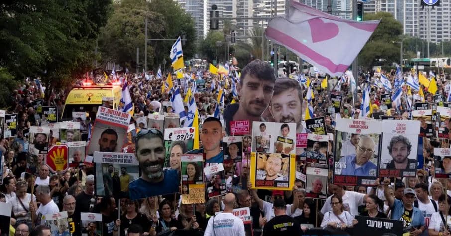 Lufta në Gaza/ 700 ditë pengje të Hamasit: Të afërmit nuk humbasin shpresën