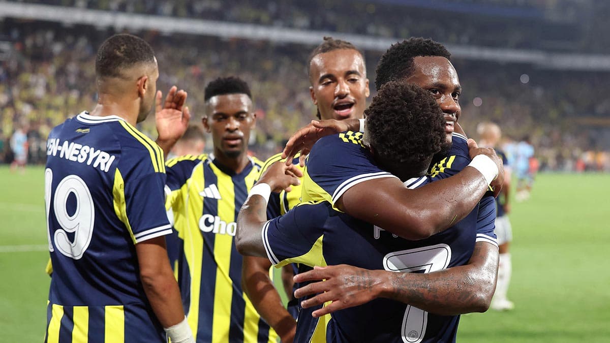 Një kroat i famshëm po shihet si pasues i Mourinhos te Fenerbahçe