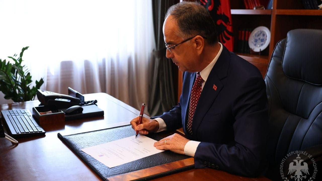 Legjislatura e XI e Parlamentit/ Begaj thërret seancën e parë në 12 shtator: Shqipëria ndodhet përpara një momenti historik në rrugëtimin drejt anëtarësimit në BE