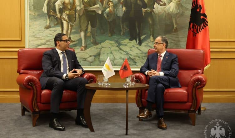 Presidenti Begaj pret ministrin e Jashtëm të Qipros, theksohet forcimi i bashkëpunimit dypalësh