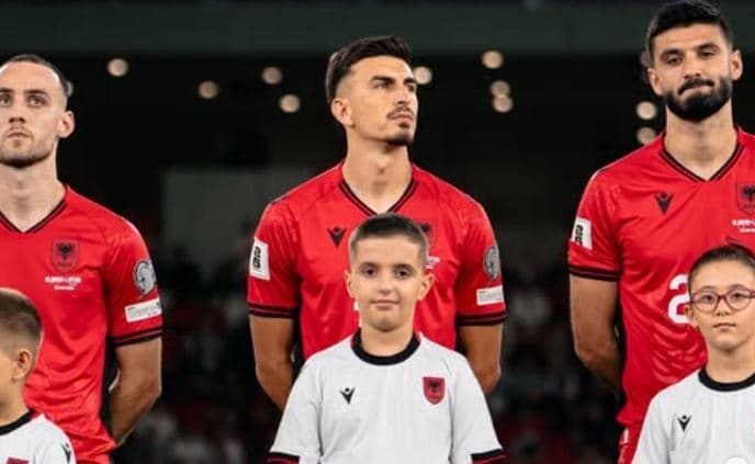 “Ëndrra vazhdon”, Juljan Shehu beson në kualifikim: Forca Shqipëri!