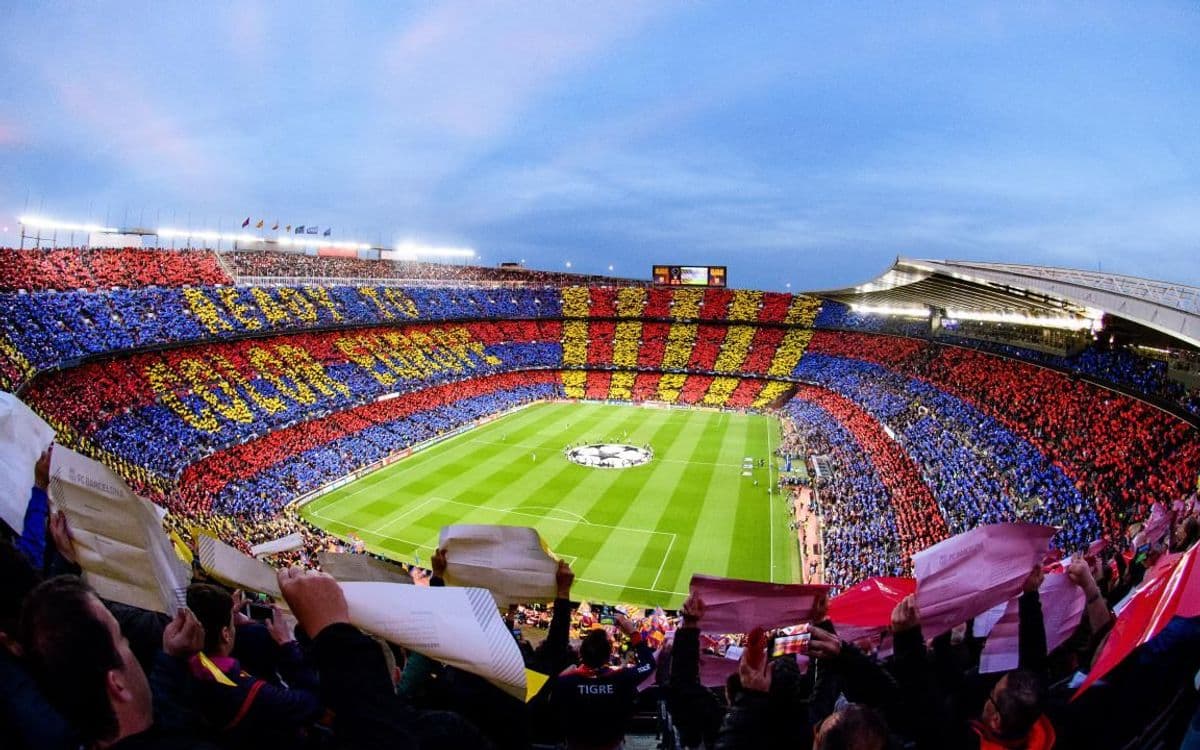 Shtyhet rikthimi i Barcelonës në “Camp Nou”, punimet nuk përfundojnë në kohë