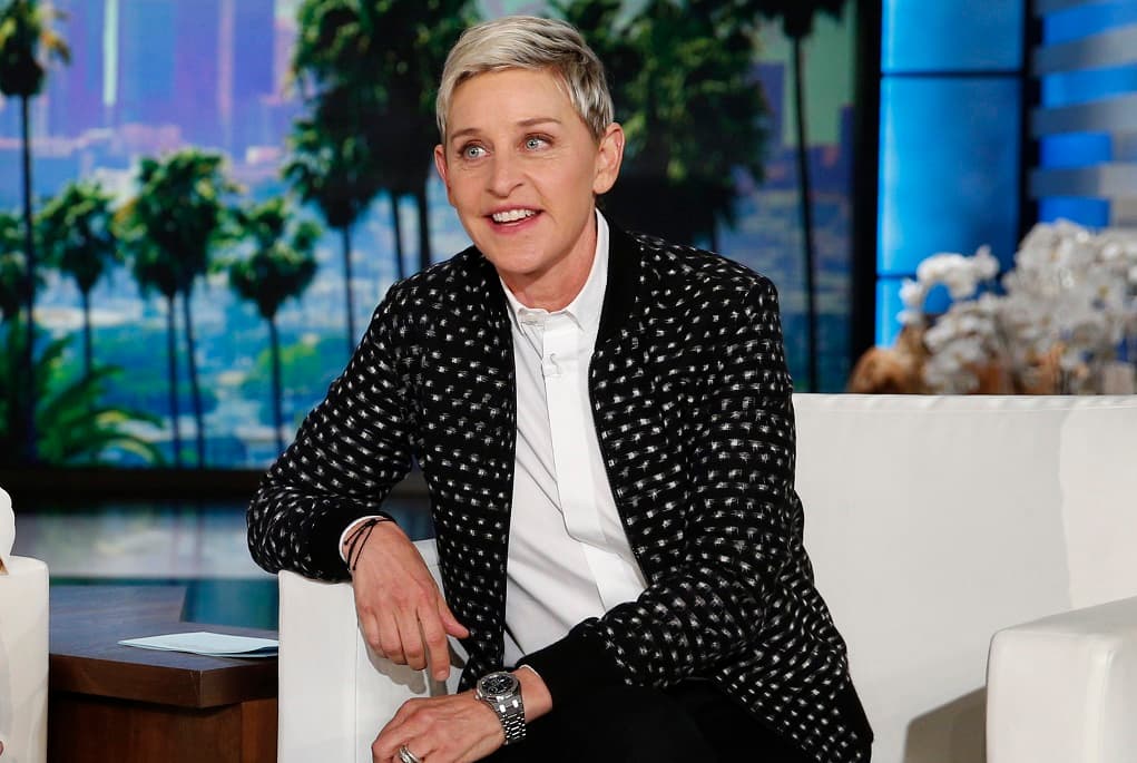Shkelja e STOP-it i kushton rëndë, Ellen DeGeneres akuzohet për shkaktim aksidenti