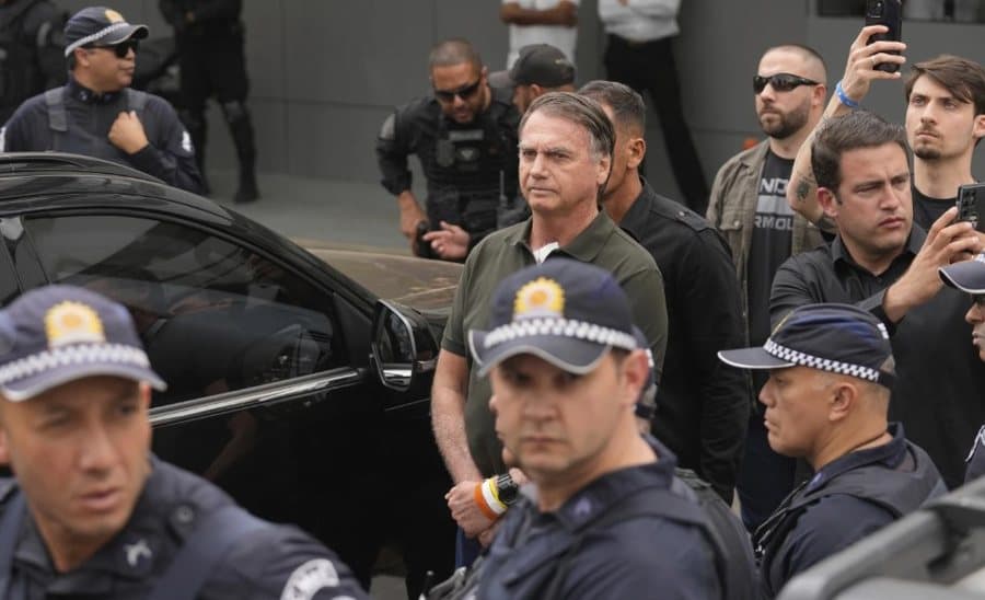 U dënua me 27 vjet burgim, ish-presidenti i Brazilit përfundon në spital