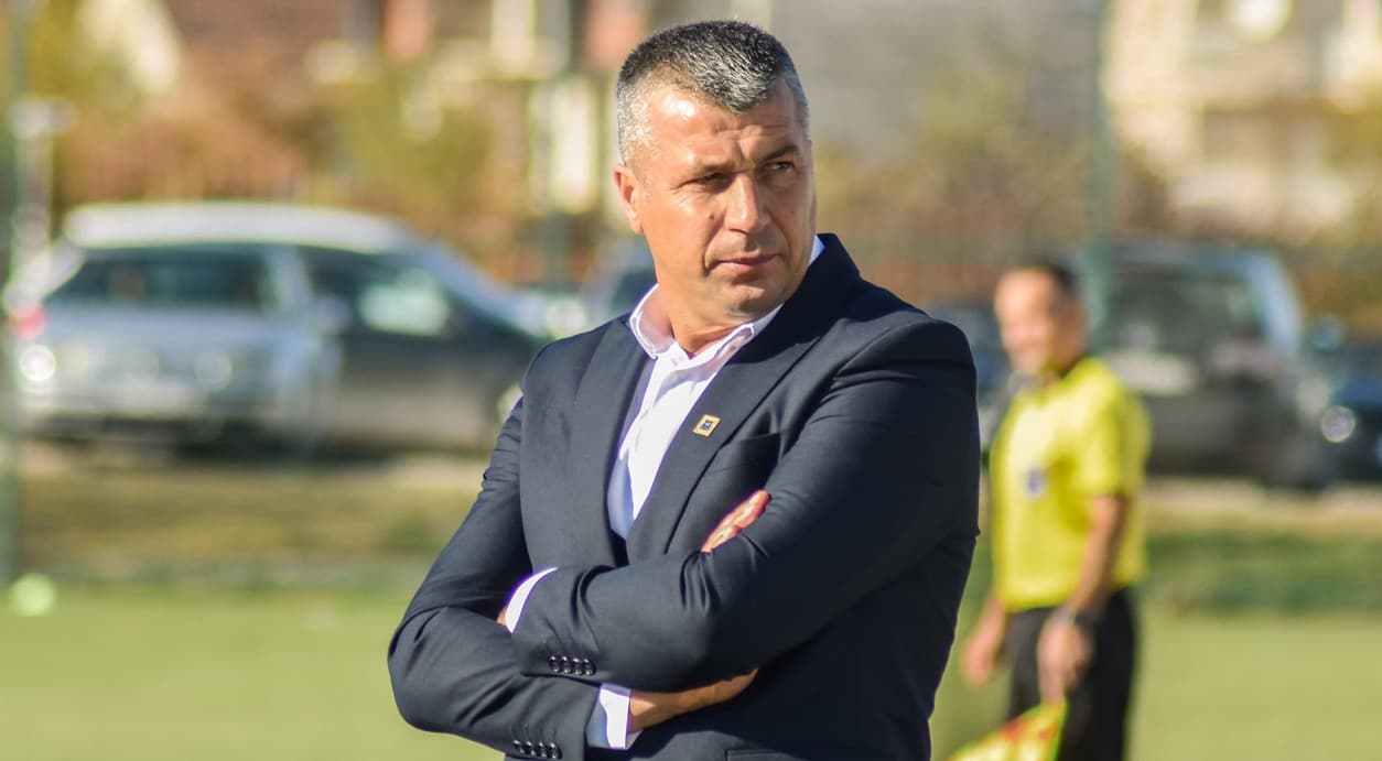 Batatina premton se Llapi do të kthehet, i godet rëndë kritikët
