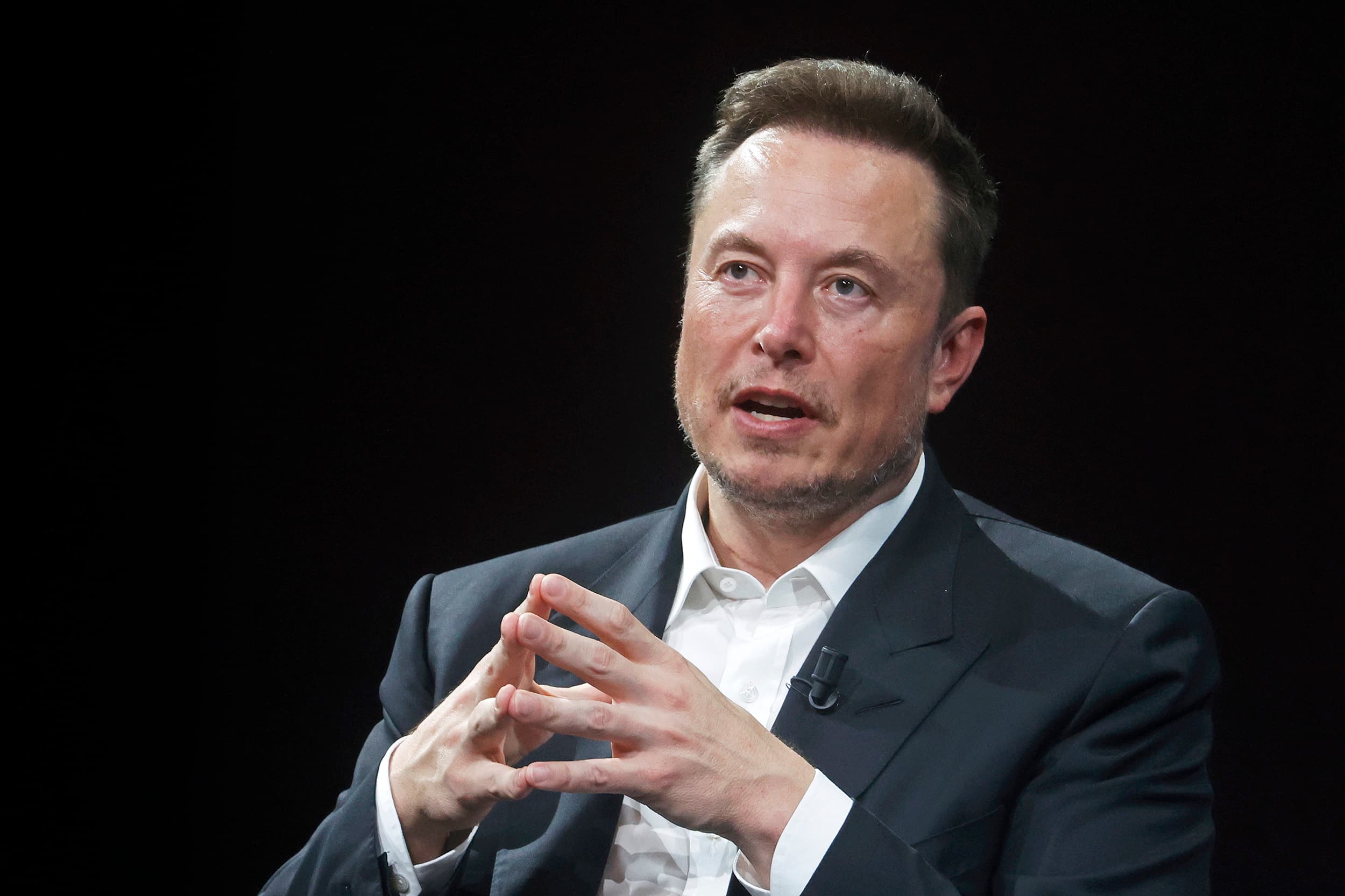 ​Elon Musk blen aksione të Teslës me vlerë 1 miliard dollarë