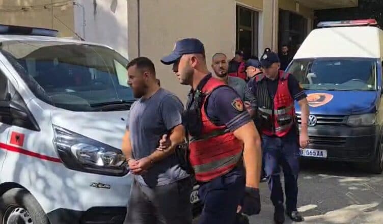 Skemat piramidale online, lihen në burg katër të arrestuarit, dy “detyrim paraqitje”
