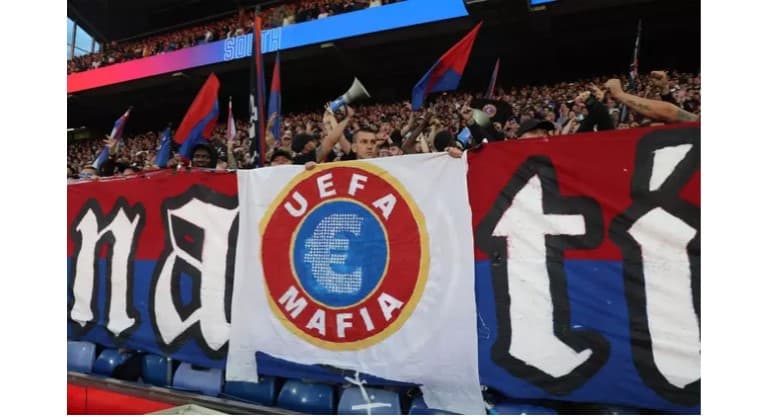 Baneri ”UEFA Mafia” i kushton Crystal Palace me dënim nga UEFA