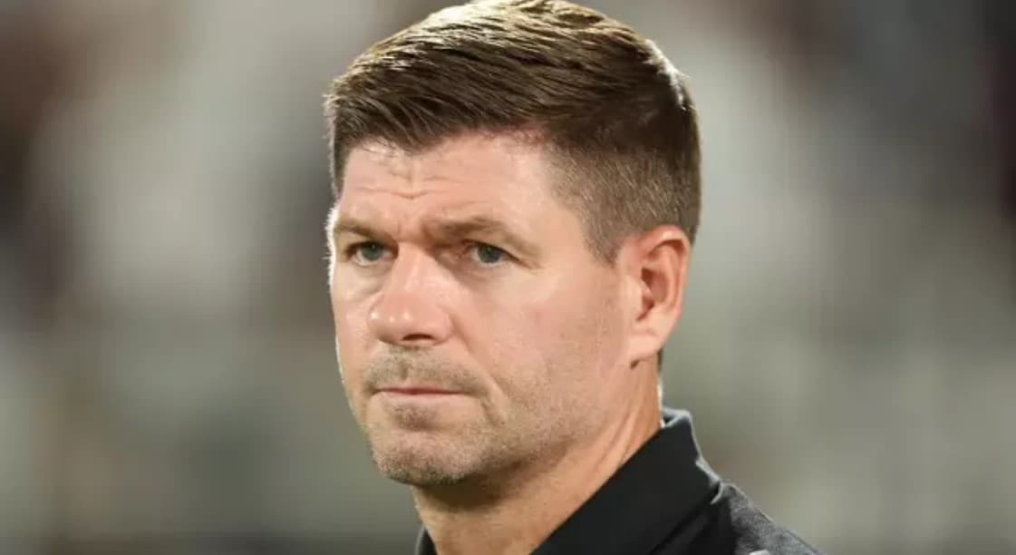 Steven Gerrard pritet të marrë drejtimin e Wrexham, kjo është një surprizë e madhe