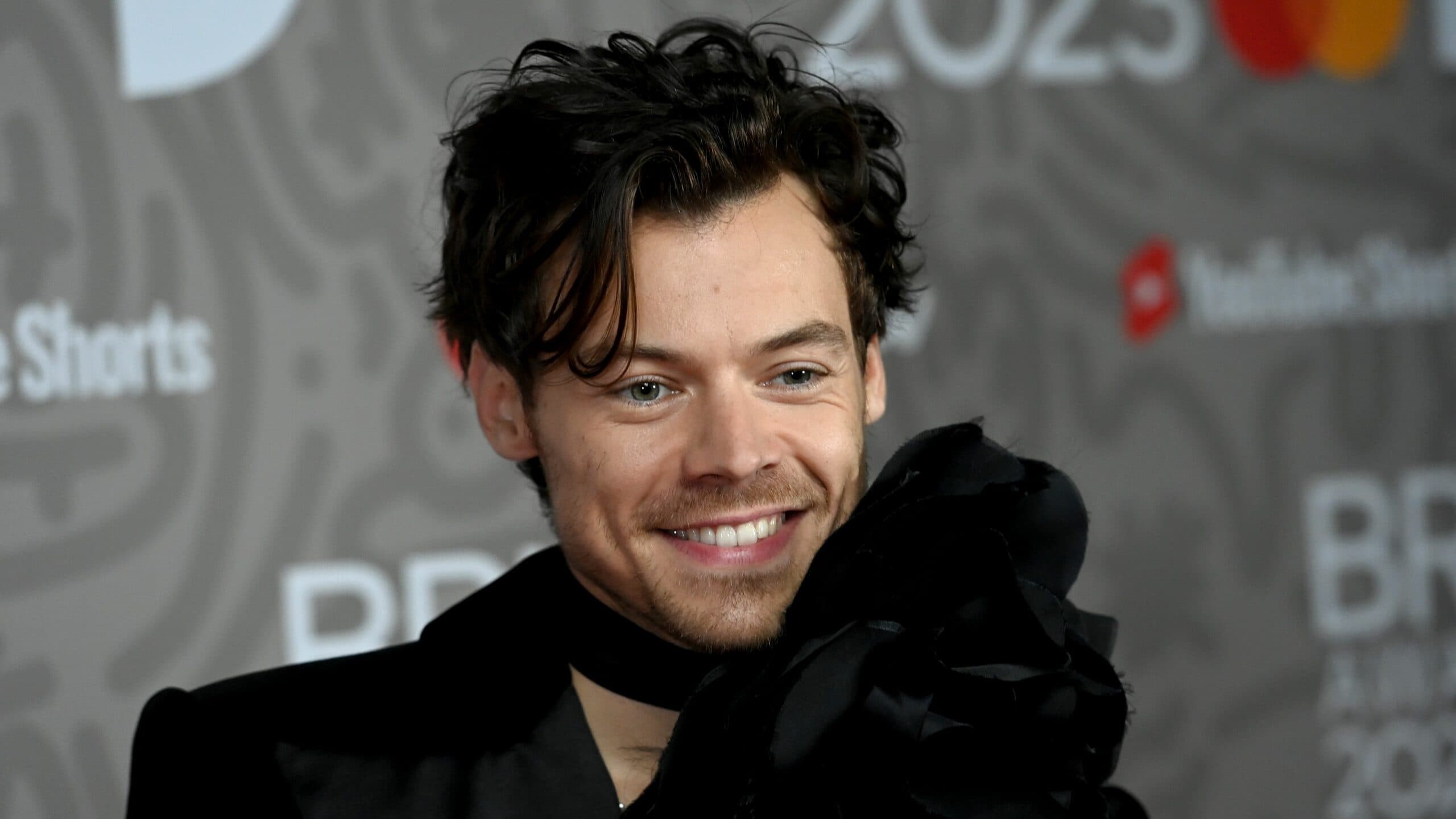 Harry Styles vrapon në Maratonën e Berlinit nën një emër të rremë