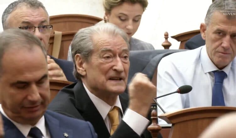 Berisha për seancën e fundit parlamentare: Të hidhet në koshin e plehrave, një nga ngjarjet më të turpshme në histori
