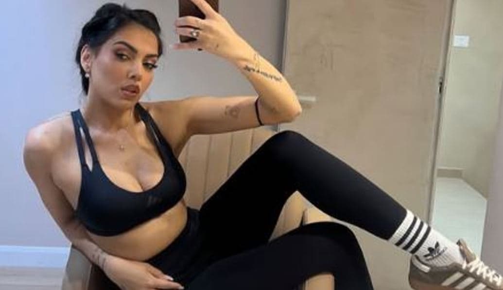 Livia edhe e sëmurë duket seksi