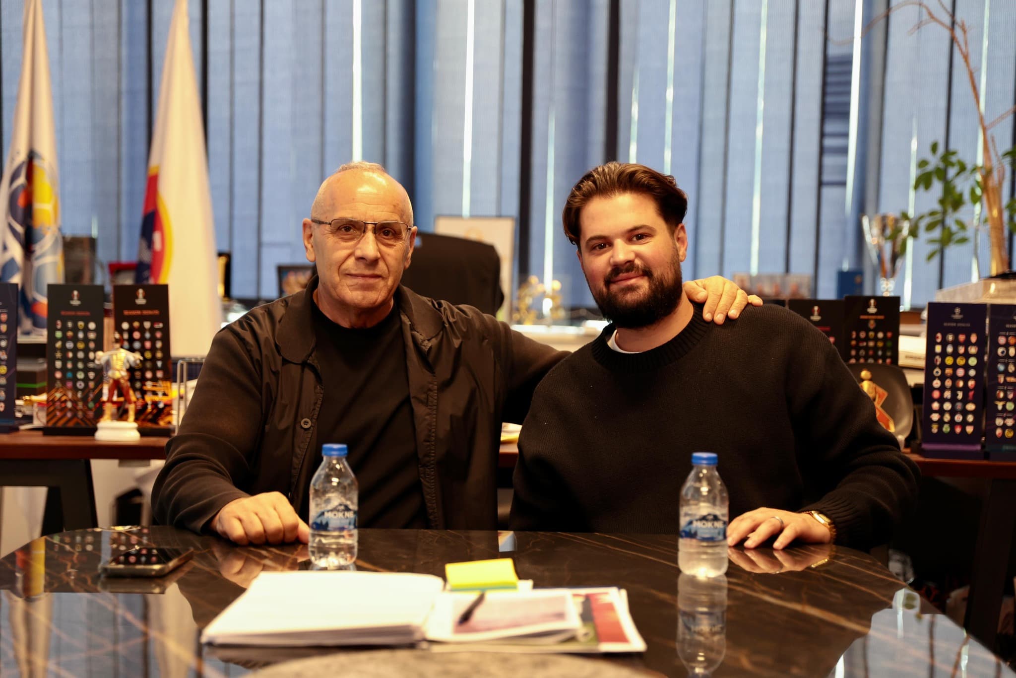 Kryetari i FFK-së pret në takim presidentin e Vevey-Sports, Fatlind Rama – Hapet mundësi për futbollistët nga Kosova në Zvicër