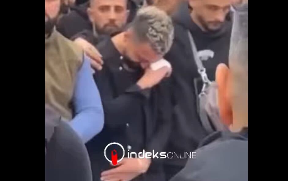Prekëse, Gjesti s’i mbanë lotët në varrimin e vëllait