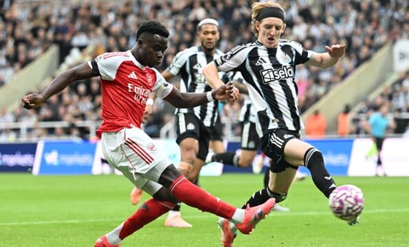 Arsenali fiton me përmbysje në ndeshjen dramatike ndaj Newcastle