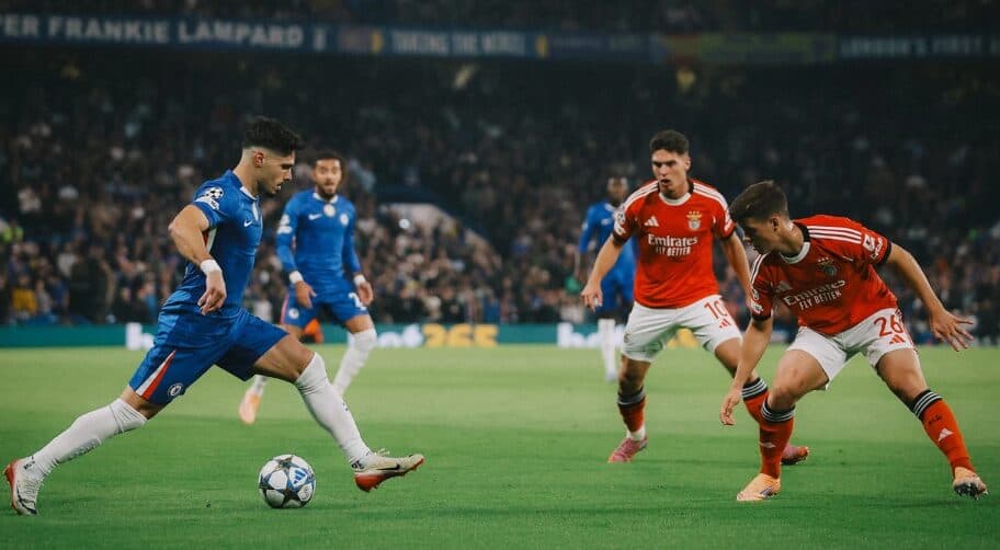 Chelsea mposht Benficën në kthimin e Jose Mourinhos në “Stamford Bridge”