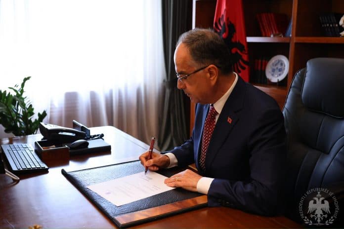 Begaj dekreton 9 nëntorin si datë të zgjedhjeve të pjesshme në 6 bashki