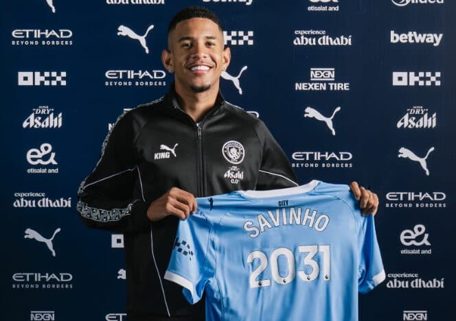 Manchester City e ”blindon” Savinhon me kontratën e re