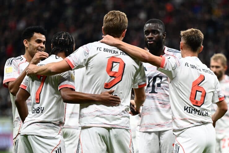 6 ndeshje 6 fitore për Bayernin në Bundesligë, e mposht edhe Frankfurtin