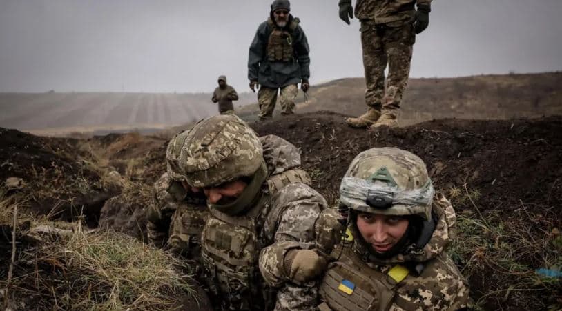 Britania e Madhe gati të përdorë asetet e ngrira ruse për të ndihmuar Ukrainën