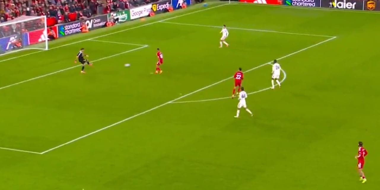 Gabim amator nga portieri Martinez, i “asiston” Mohamed Salah-ut