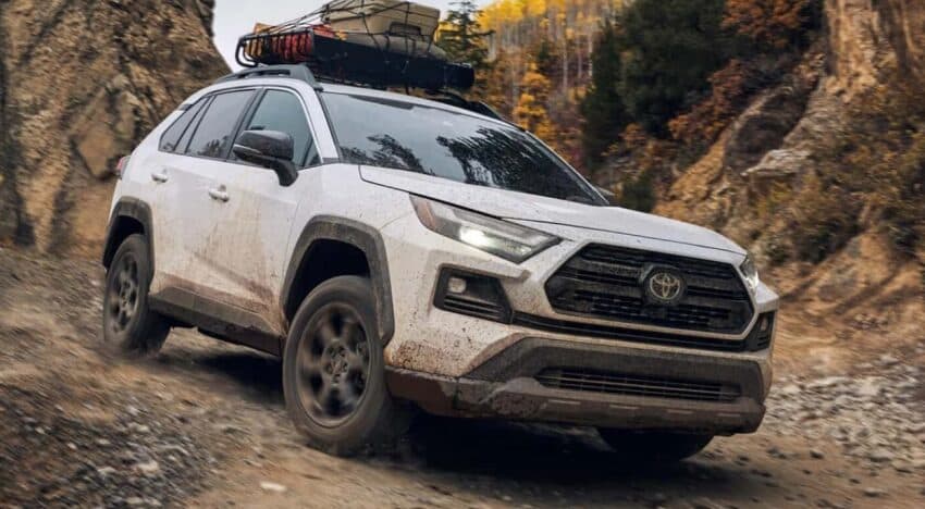 Një defekt detyron Toyota-n të tërheq mbi 1 milion vetura nga tregu