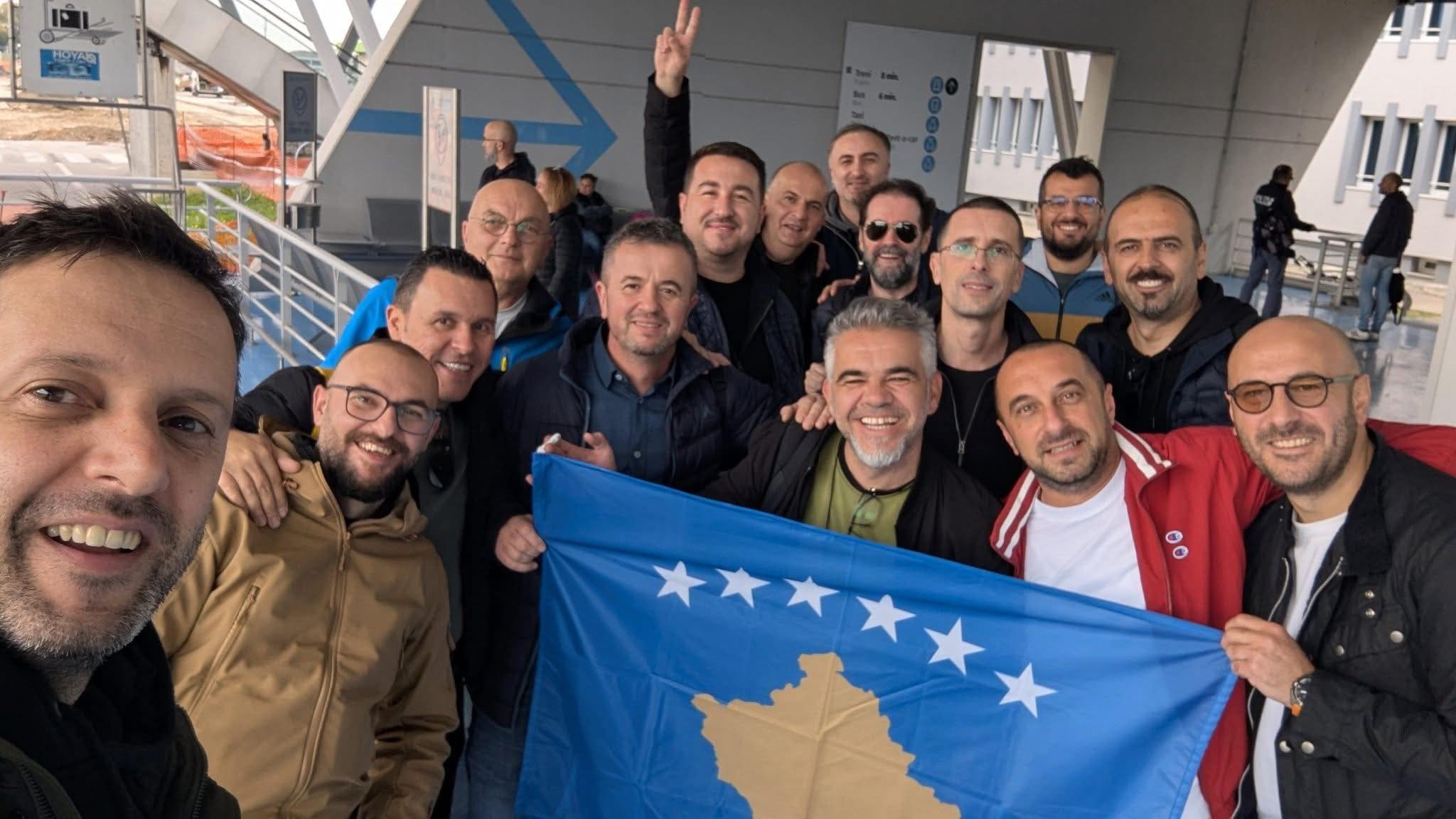 Tifozët kosovar ”pushtojnë” Ljublanën, përkrahje e madhe për ”Dardanët”