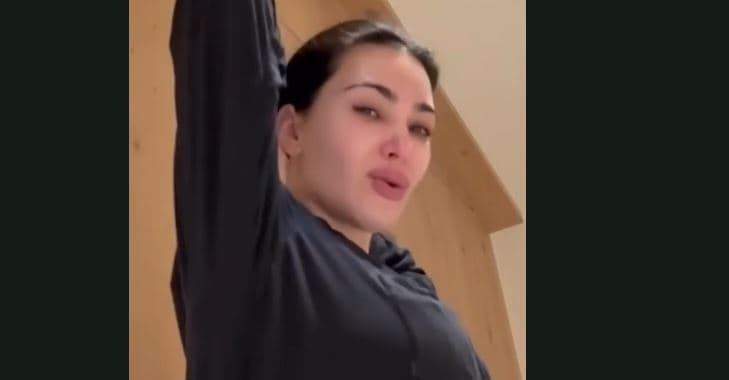 Kim Kardashian shpërthen në lot, rrëfen ‘tmerrin’ pasi dështoi në jurisprudencë