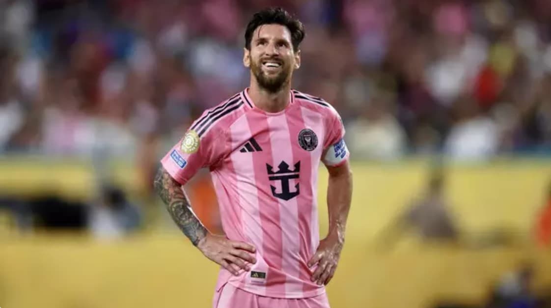 Topi i Artë apo Botërori, trajner apo pronar, portier apo mbrojtës… Messi iu përgjigjet pyetjeve “me spec”