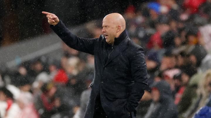 A po i rrezikohet posti Arne Slotit te Liverpooli?