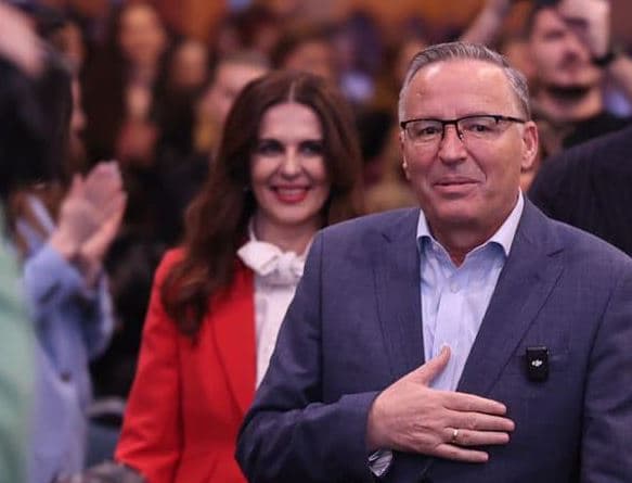 Pas martesës, Selena e Benny përballen me të papriturën