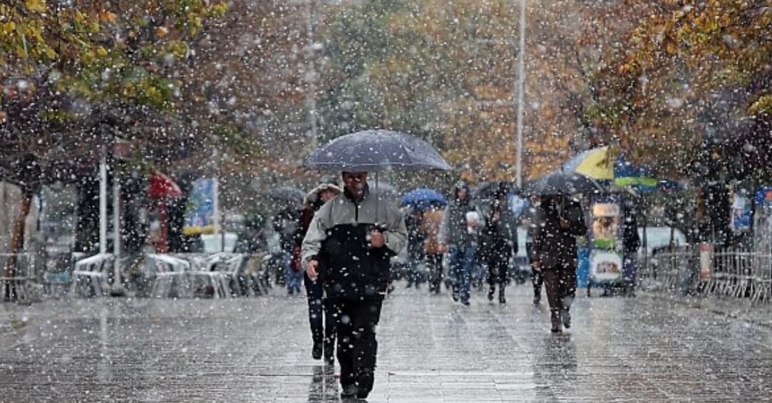 Featured image for Moti sot me një përzierje reshjesh dimërore, maksimalja arrin deri në 5°C