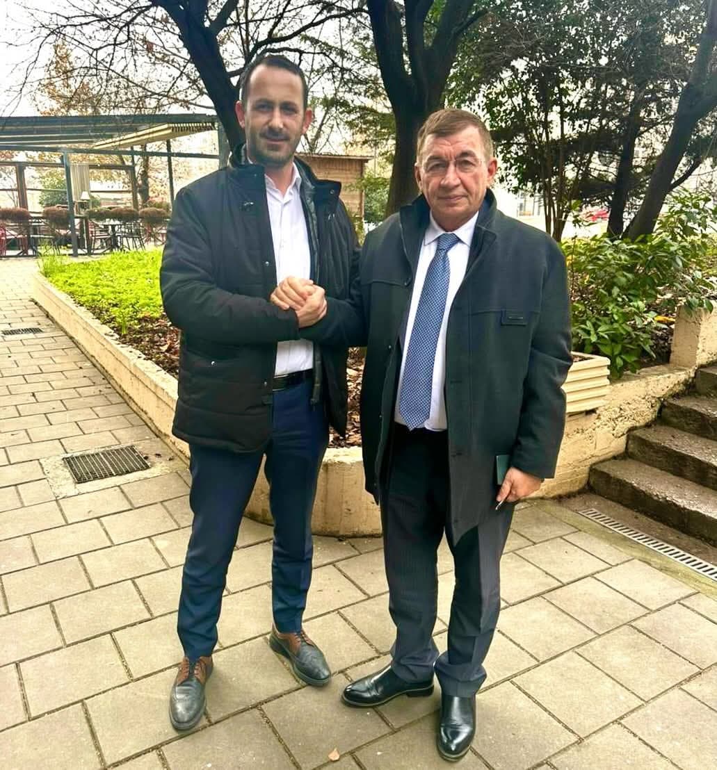 Bashkim Gllareva merr mbështetje nga akademiku Arsim Bajrami (FOTO)