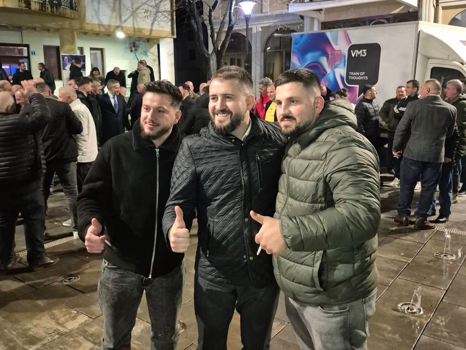 100-shi i PDK-së Mergim Lushtaku, 100 perqind drejt Kuvendit të Kosovës, merr përkrahjen të madhe në Rahovec (FOTO)