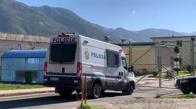 NDODH DHE KJO në Pogradec/ Policit të Burgjeve i vjedhin pistoletën në shtëpi