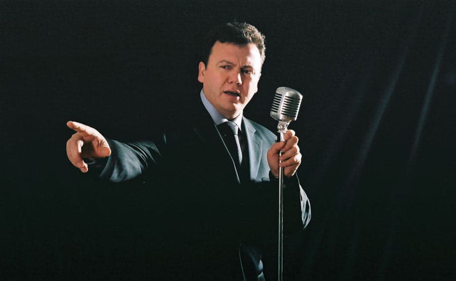 Pensionohet legjenda e muzikës shqiptare, Ilir Shaqiri